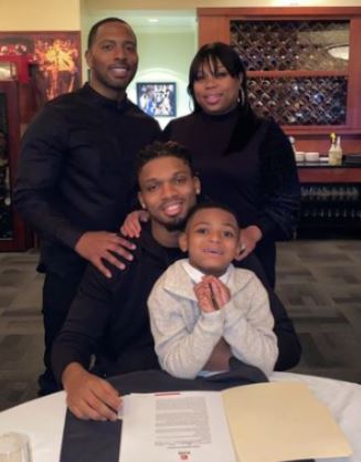 Damar Hamlin with his parents and cute little brother Damir